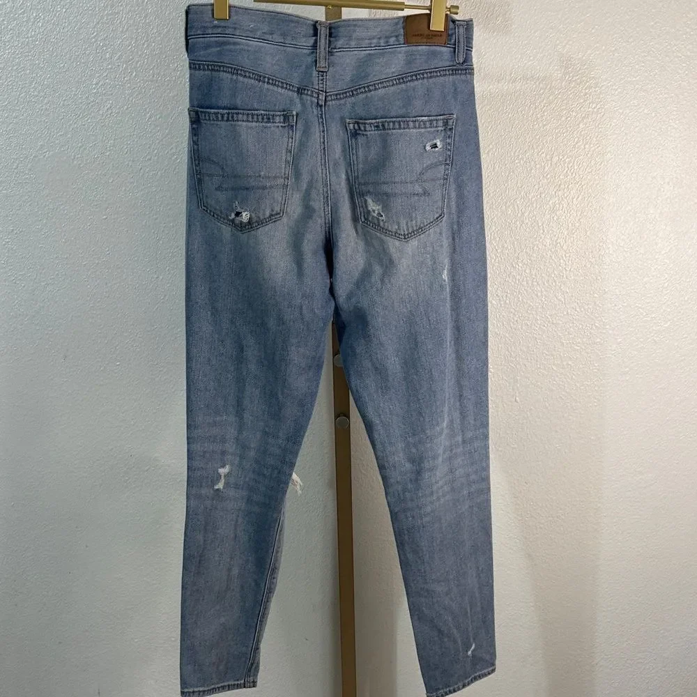 American Eagle Outfitters Women's mom jeans-Light Blue- Ripped - Size 2 - Picture 4 of 9